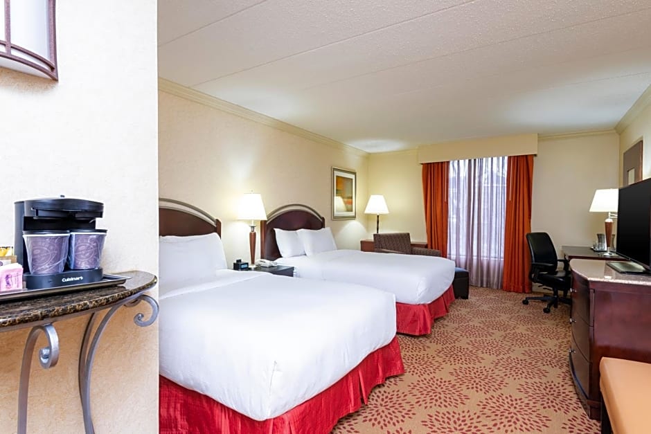 DoubleTree by Hilton Hotel Grand Rapids Airport