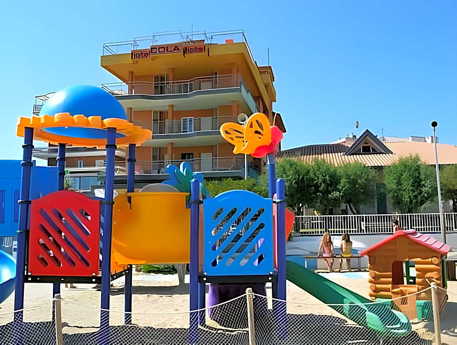 Hotel Cola Frontemare