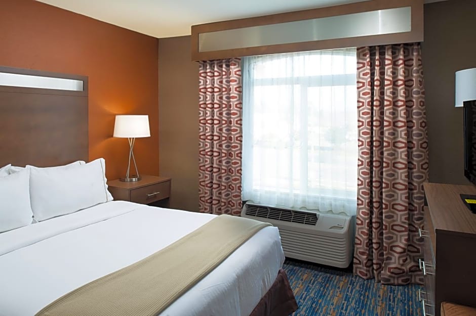 Holiday Inn Express Rocklin - Galleria Area