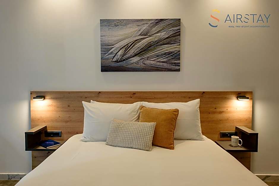 Zed Smart Property Airport by Airstay