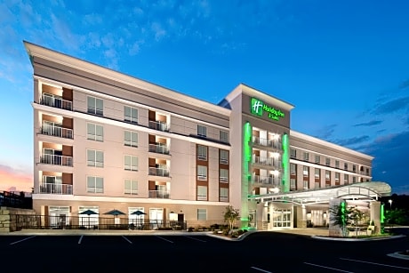 Holiday Inn & Suites Arden - Asheville Airport, an IHG Hotel