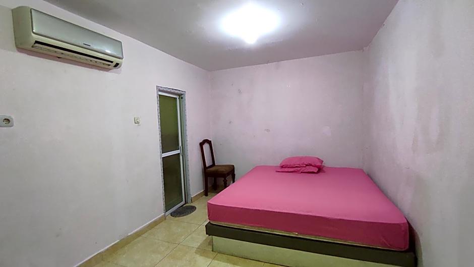 Hotel O Wisma Syariah Dian Near Pare-pare