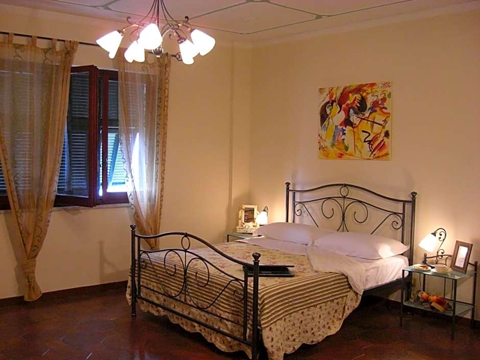 Photo 1 of 6 of Double Room