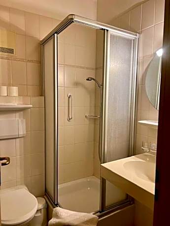 Comfort Double Room with Extra Bed