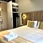 Brit Hotel Bleu Nuit