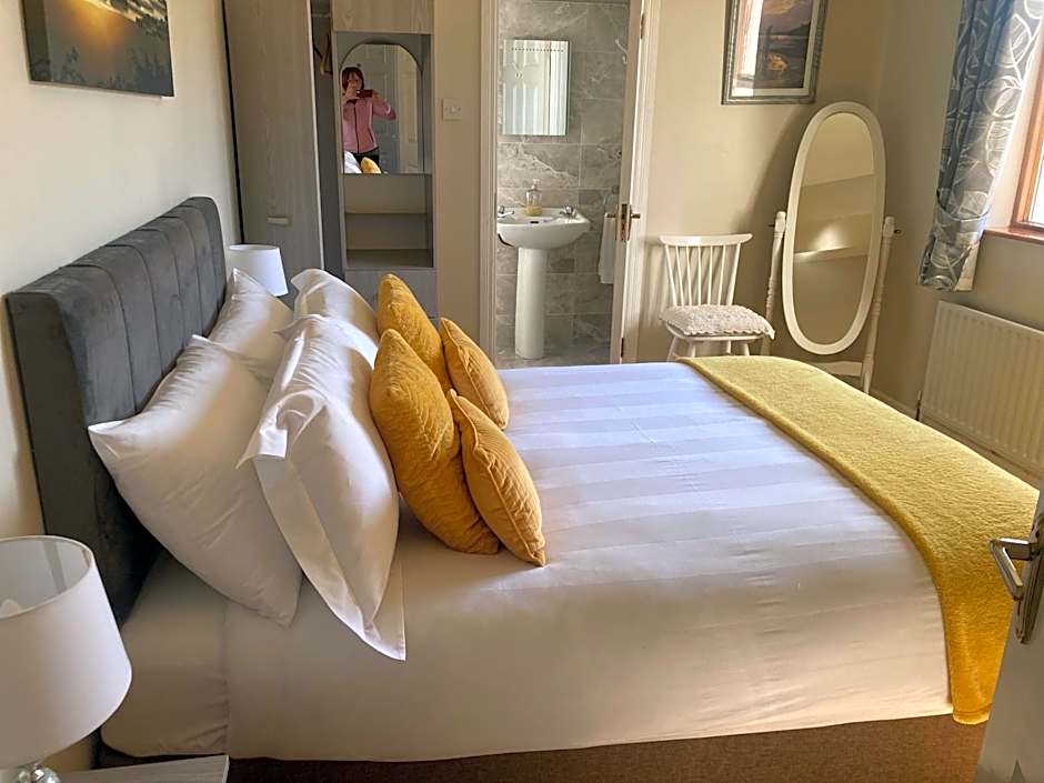 Steeple View B&B Guesthouse Donegal - Newly renovated in 2023