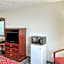 Lamoni Inn & Suites