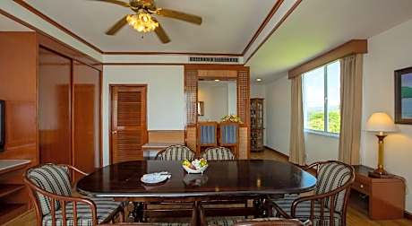 Centara Life Hotel Mae Sot