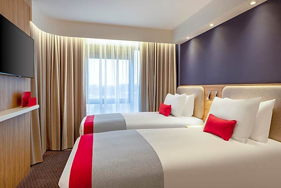 Holiday Inn Express - Cambridge West - Cambourne By IHG