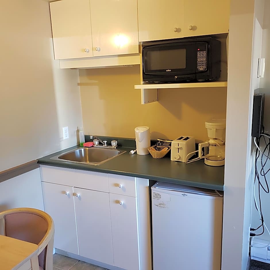 Shemron Suites Hotel