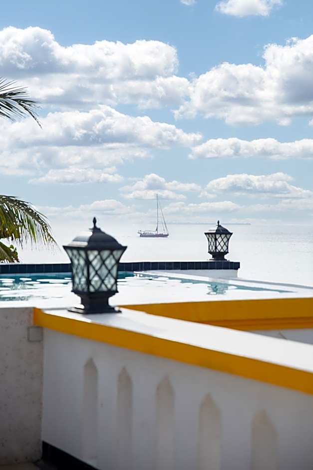 Tembo House Hotel