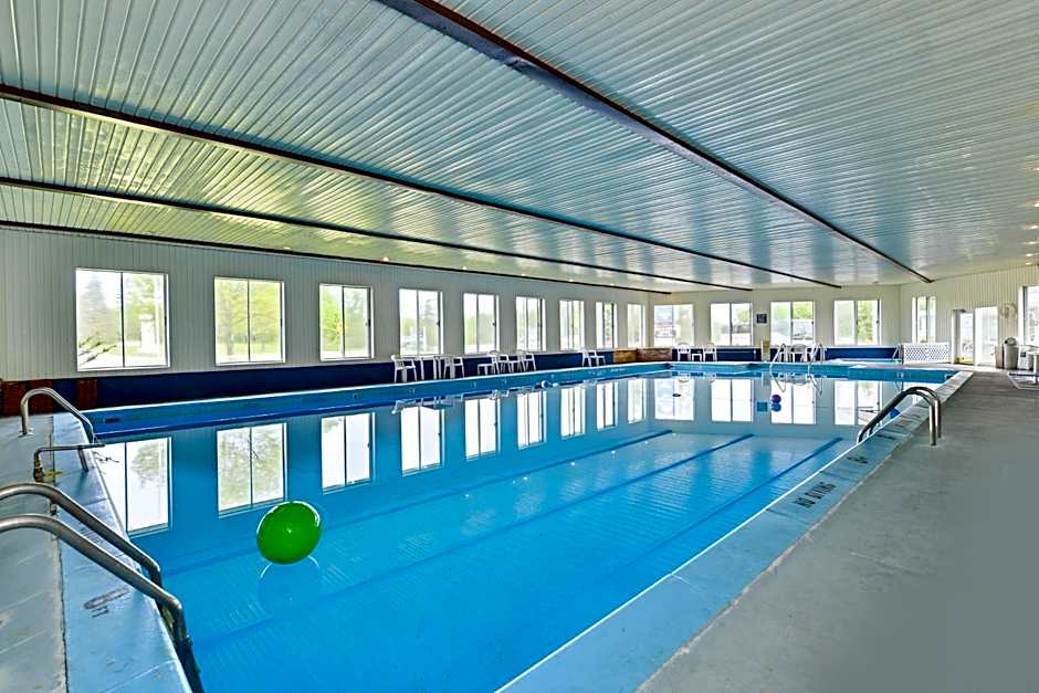 Travelodge by Wyndham Mackinaw City
