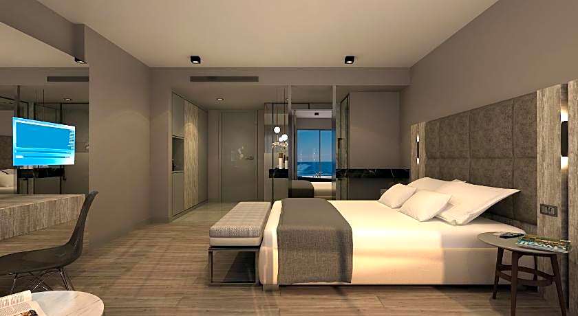 Pasaport Pier Hotel