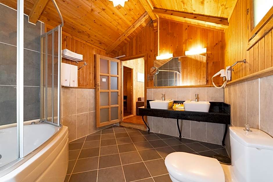 Sundia By Liberty Suncity