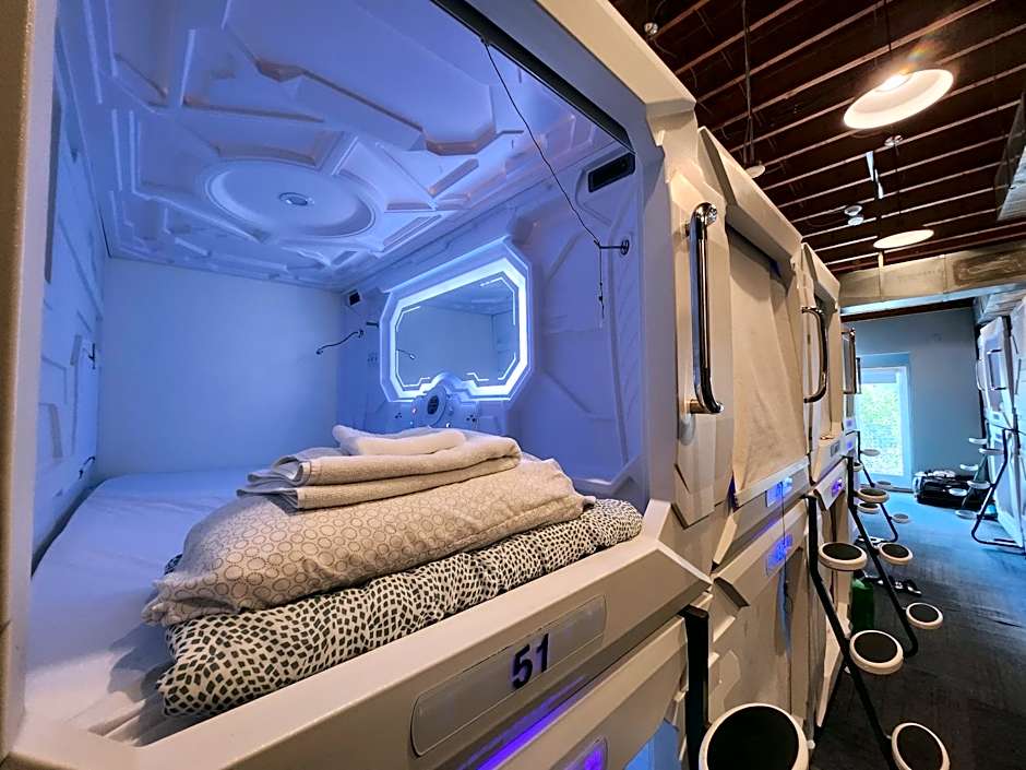 U Street Capsule Hostel