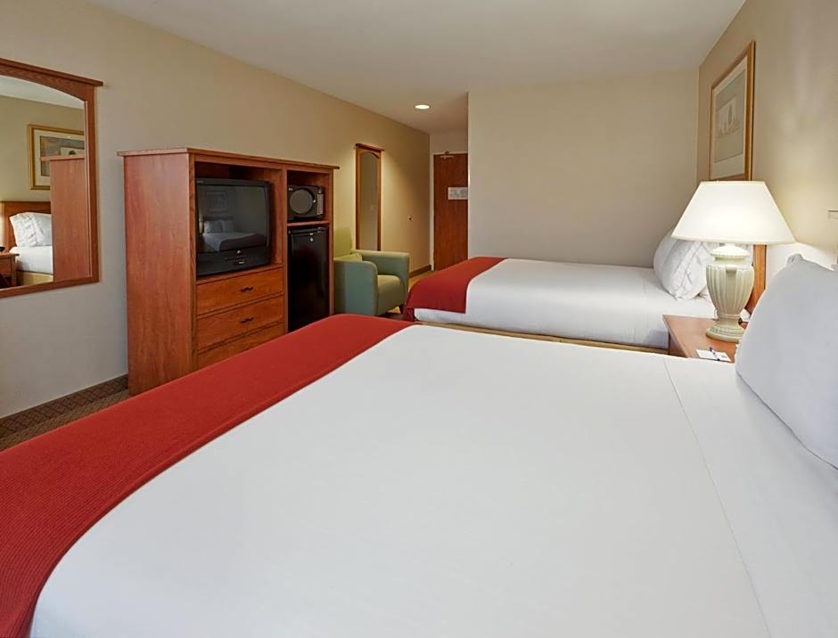 Holiday Inn Express Hotel & Suites Carson City By IHG
