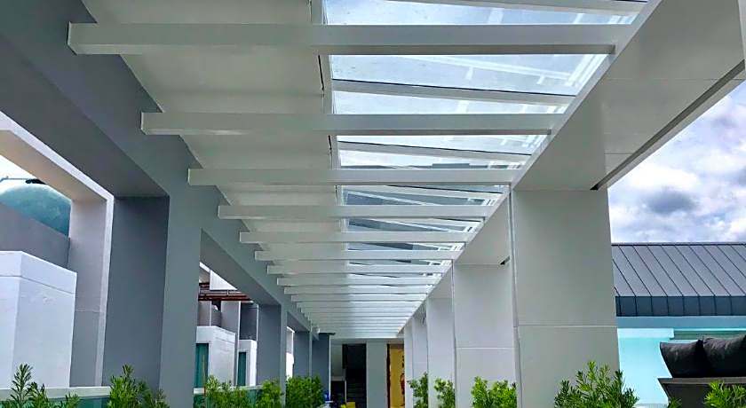 Crystal Hotel Hat Yai