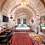 Cappa Via Cave Hotel