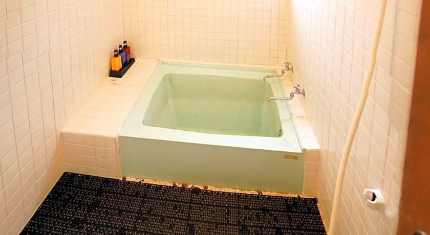 Annupuri Mountain View Lodge