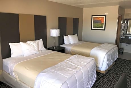 Days Inn by Wyndham Grove