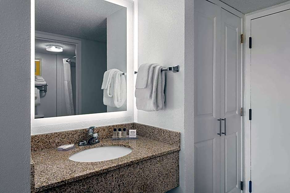 Wyndham Garden Fort Walton Beach Destin