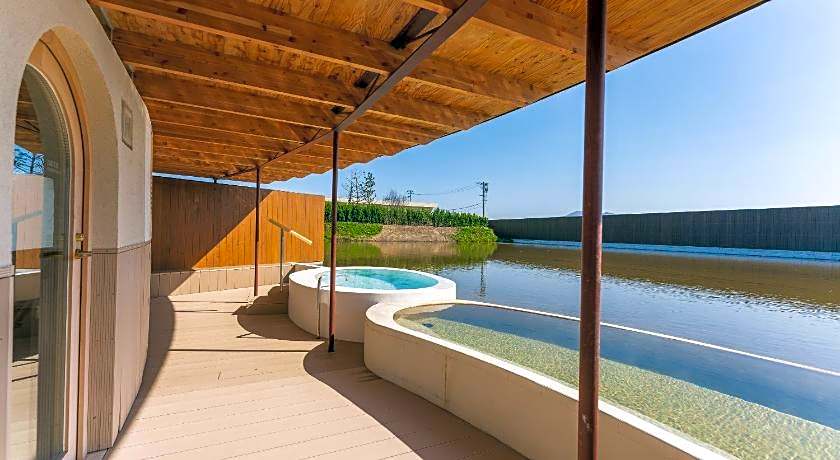 Shonai Hotel Suiden Terrasse