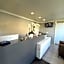 Fireside Inn By The Beach Boardwalk & Bowling