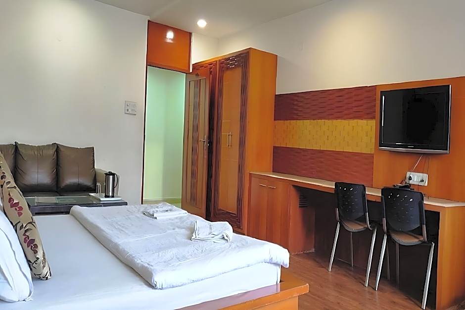 Hotel Mandakini Plaza