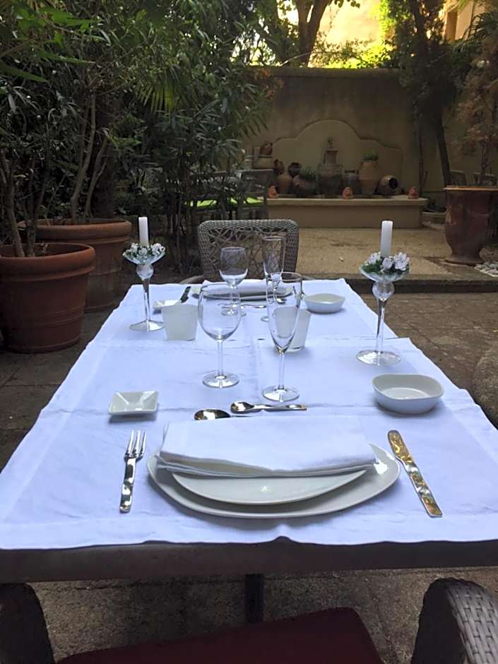 Hôtel Particulier Le 28 - Spa & Art Luxury Design by Alain Ducasse