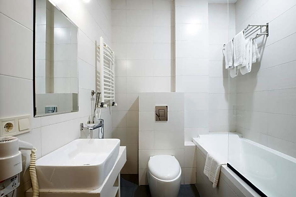 Citadel Narikala Hotel