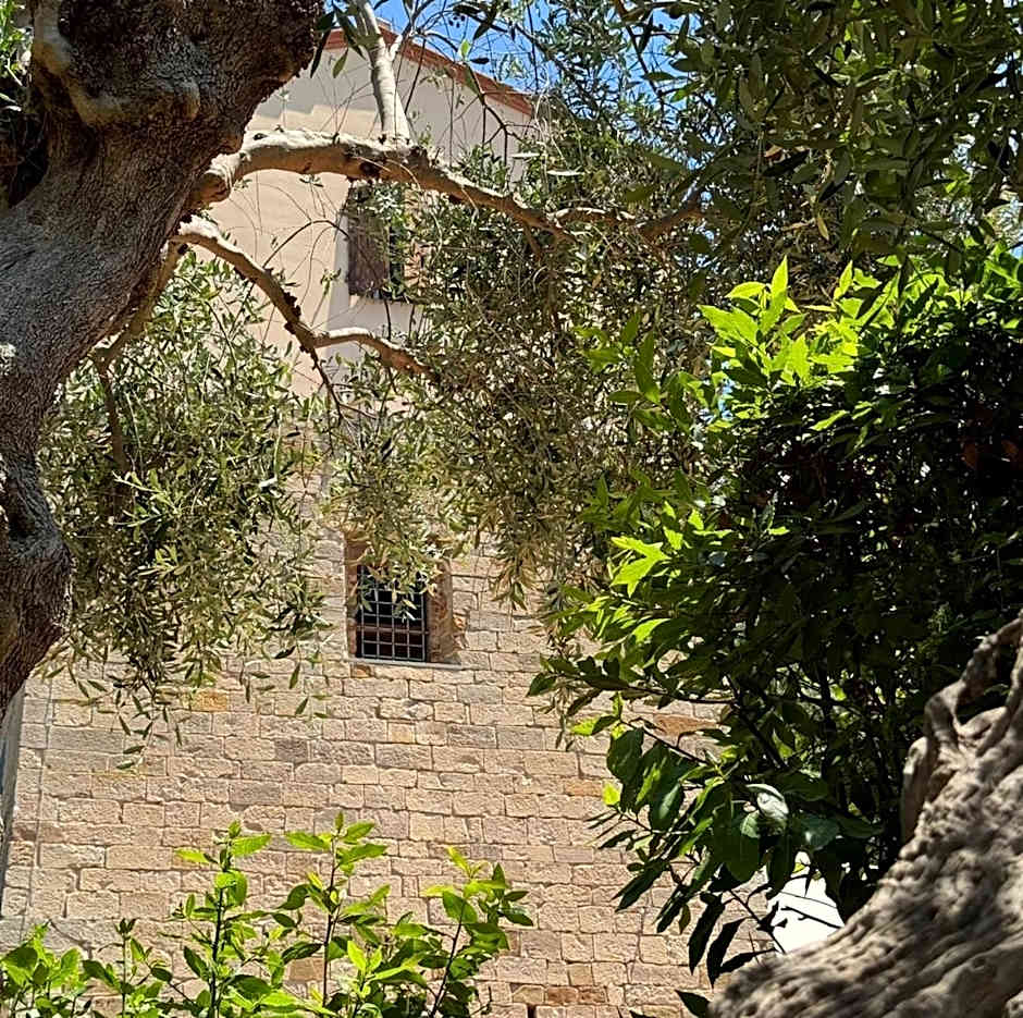 Madonna Del Poggio CAV - Apartments