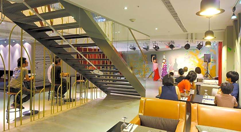 Hotelday Plus Tamsui