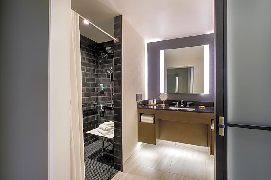 Hotel Vin, Grapevine, Autograph Collection