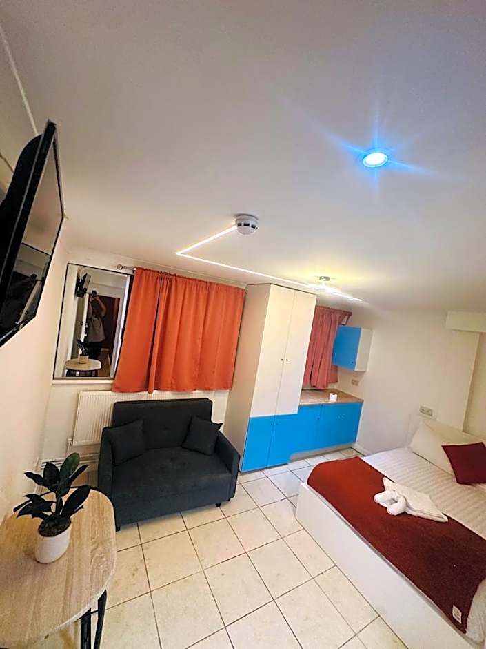 Sundrige park Hotel in Bromley, Greater London near Tesco and Sundridge Park Station