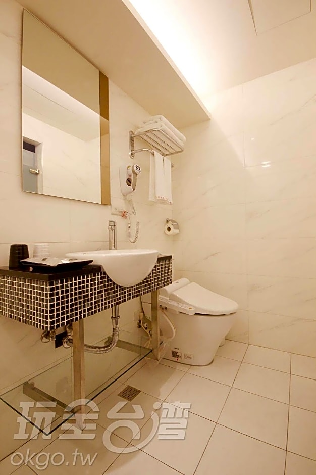 Shin Shin Hotel - Songshan