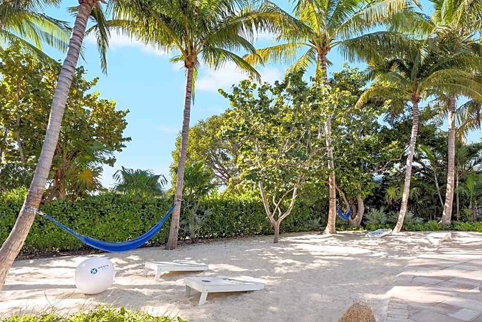 Blue Flamingo Resort Key West