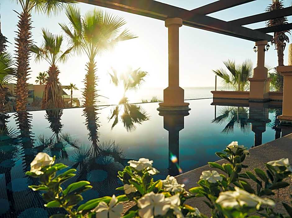 Sirena del Mar by Vacation Club Rentals