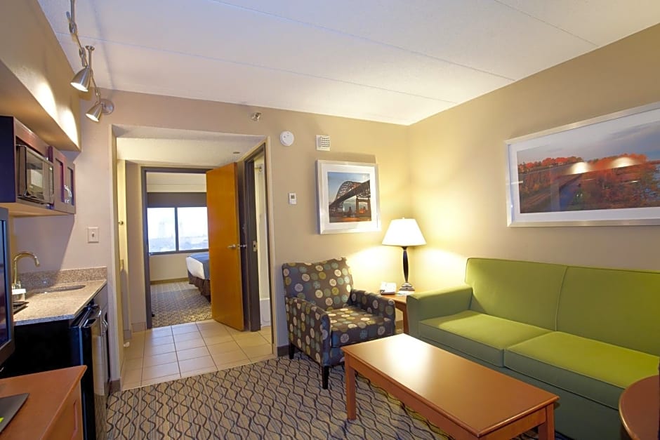 Holiday Inn & Suites Duluth-Downtown By IHG