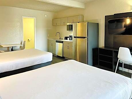 Premium Quadruple Room