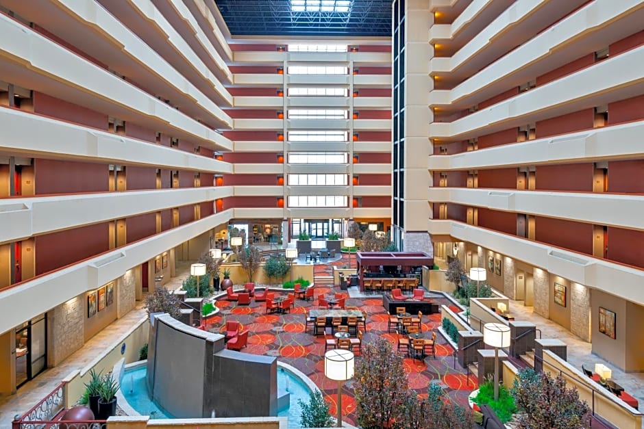 University Plaza Hotel Springfield