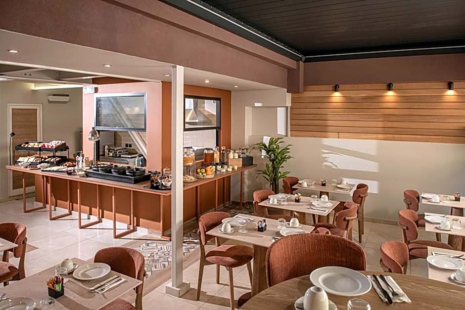 Infinity City Boutique Hotel