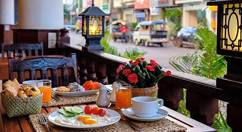 Pakse Hotel & Restaurant