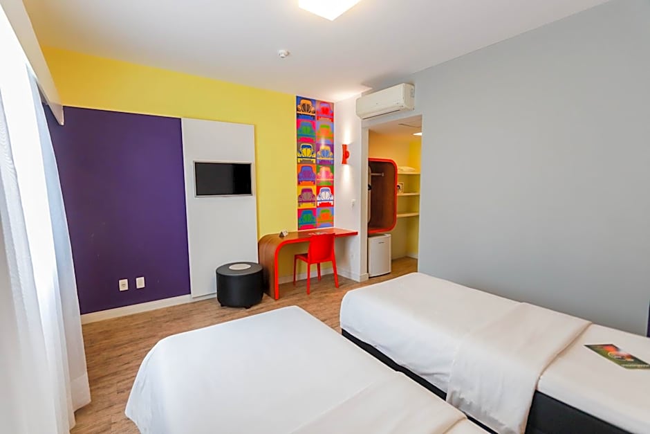 Ibis Styles Balneário Camboriú - 1 Quadra do Mar