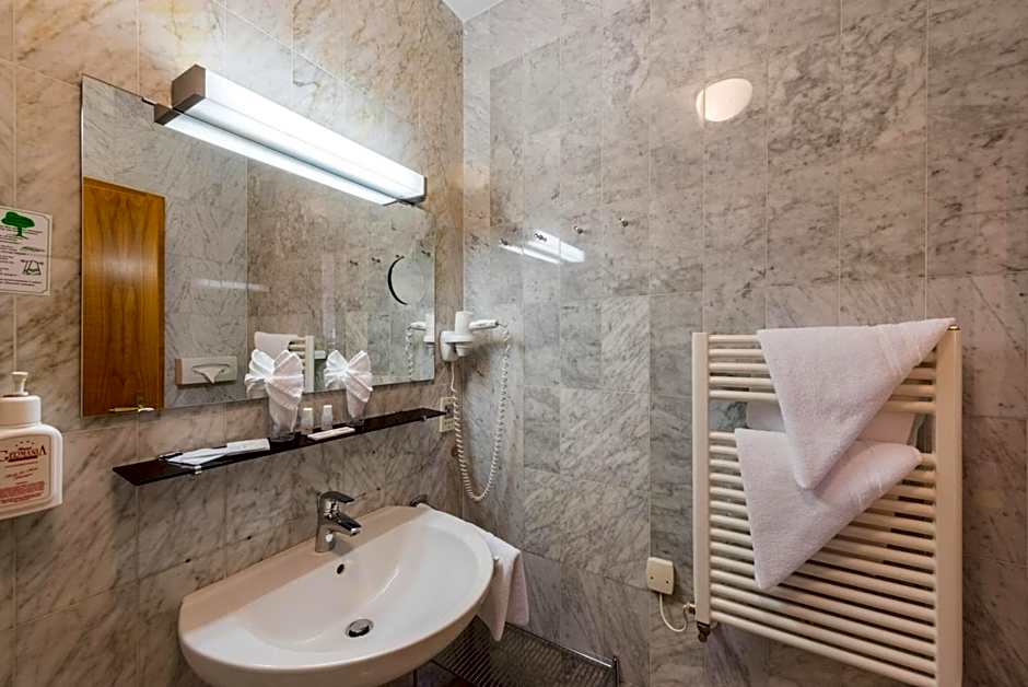 Hotel Germania Gastein - ganzjährig inklusive Alpentherme Gastein