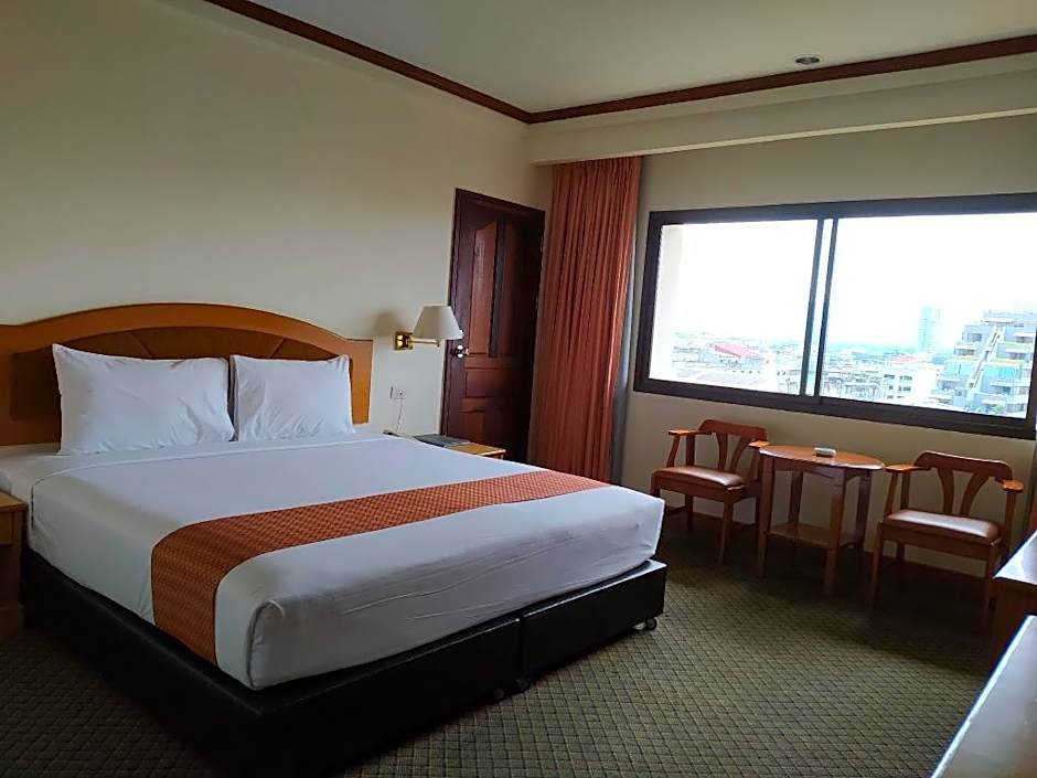 Sing Golden Place Hotel