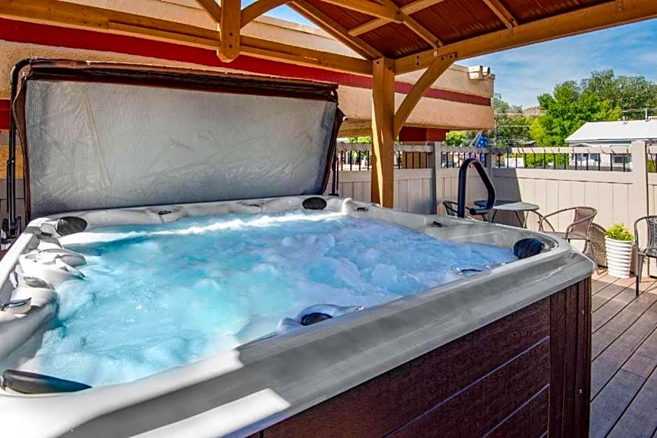 Econo Lodge Inn & Suites Durango