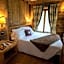 Laghetto Alpine Hotel & Restaurant