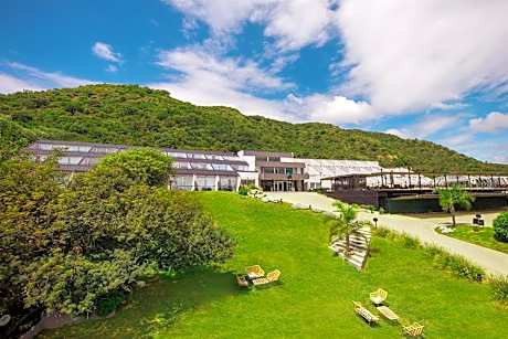 Pinares Panorama Suites & Spa