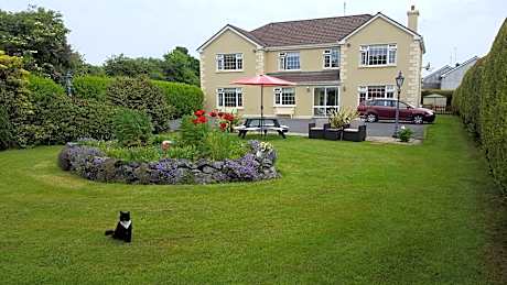 Riverwalk House B&B