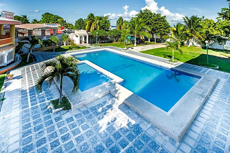 Capital O Oxtankah,chetumal bay